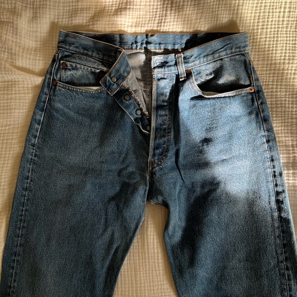 PRISTINE LEVI’S - Picture 2 of 4